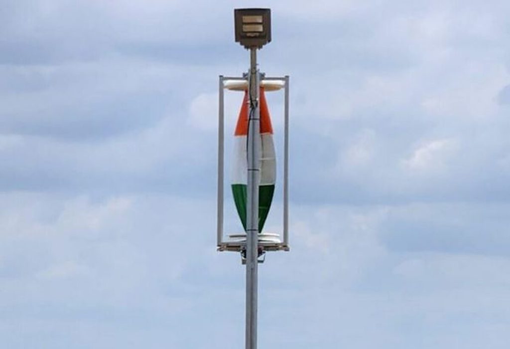 Windstream Power Indian startup releases new hybrid wind-solar street light system
